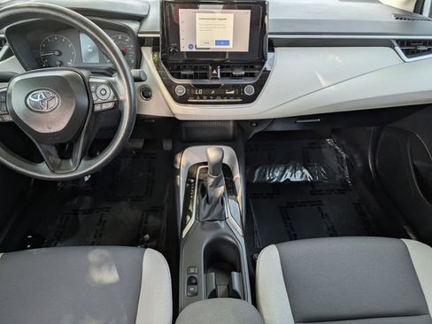 Used 2025 Toyota Corolla LE w/ Convenience Package FWD image 10