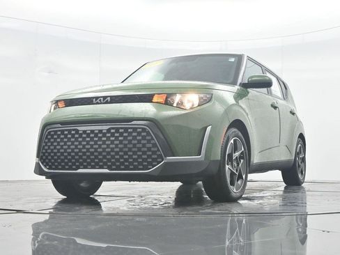 Used 2023 Kia Soul EX FWD image 34