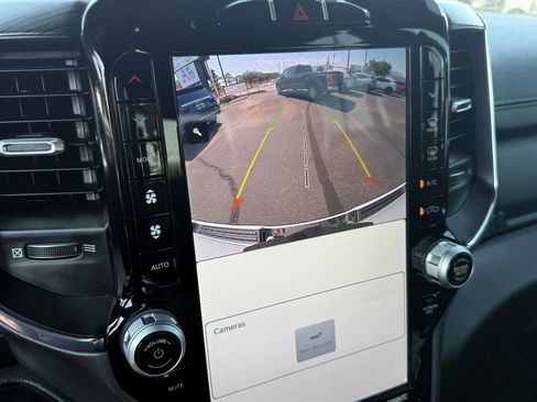 Used 2024 RAM 1500 Laramie image 11