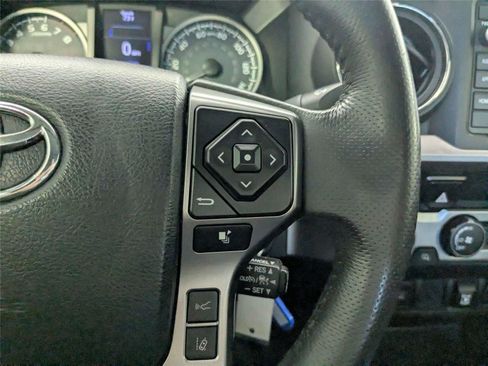 Used 2019 Toyota Tacoma SR5 image 20