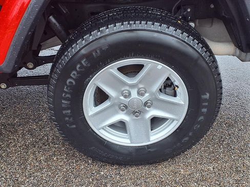 Used 2021 Jeep Gladiator Sport image 25