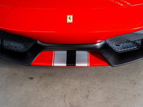 Used 2020 Ferrari 488 Pista Coupe image 15