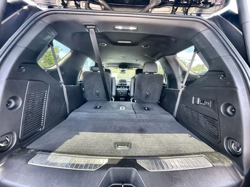 Used 2023 Chevrolet Tahoe Premier RWD image 25
