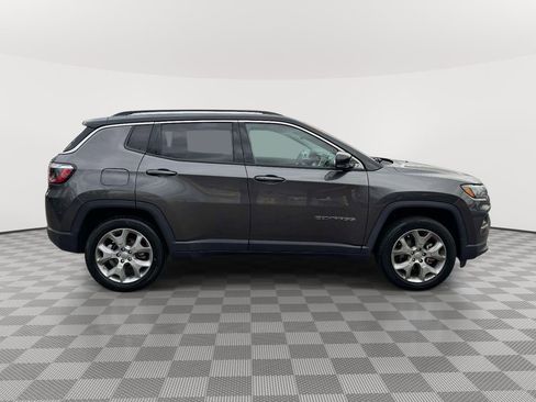 Used 2022 Jeep Compass Limited AWD/4WD image 8