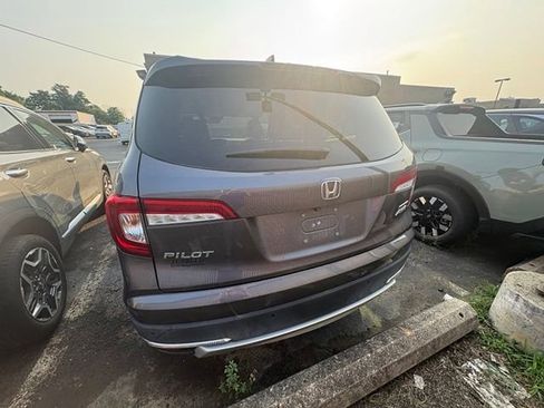 Used 2019 Honda Pilot Touring image 10