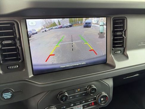 Used 2025 Ford Bronco Big Bend image 23