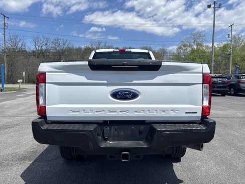Used 2019 Ford F250 XL w/ Power Equipment Group AWD/4WD image 6