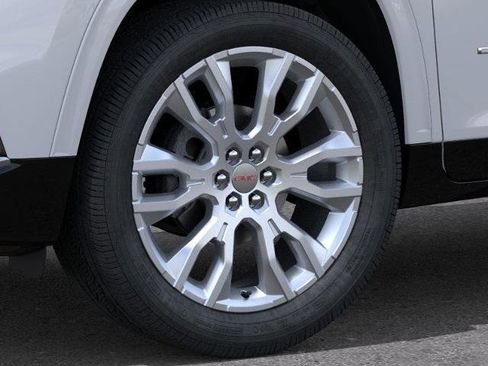 New 2026 GMC Acadia Denali w/ Super Cruise Package image 9