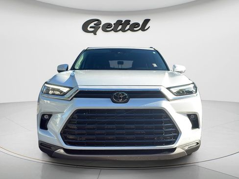 Used 2024 Toyota Grand Highlander AWD Hybrid image 2