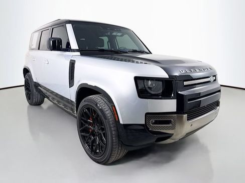 Used 2021 Land Rover Defender 110 X AWD/4WD image 3