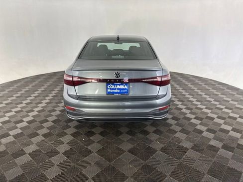 Used 2025 Volkswagen Jetta Sport FWD image 7