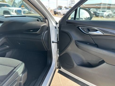 Used 2023 Buick Envision Preferred image 9