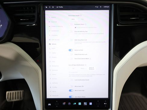 Used 2020 Tesla Model X Long Range AWD/4WD image 66