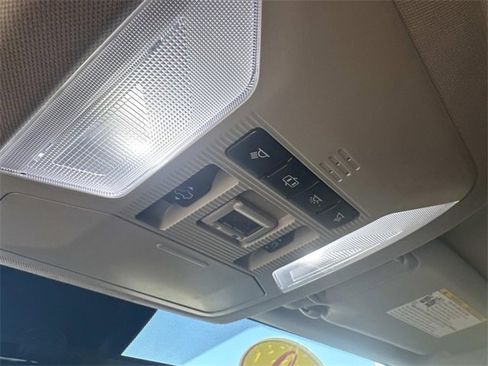 Used 2019 Toyota RAV4 Limited image 25