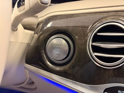 Used 2016 Mercedes-Benz S 550 4MATIC Sedan image 28