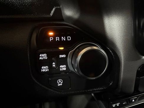 Used 2019 RAM 1500 Big Horn AWD/4WD image 16