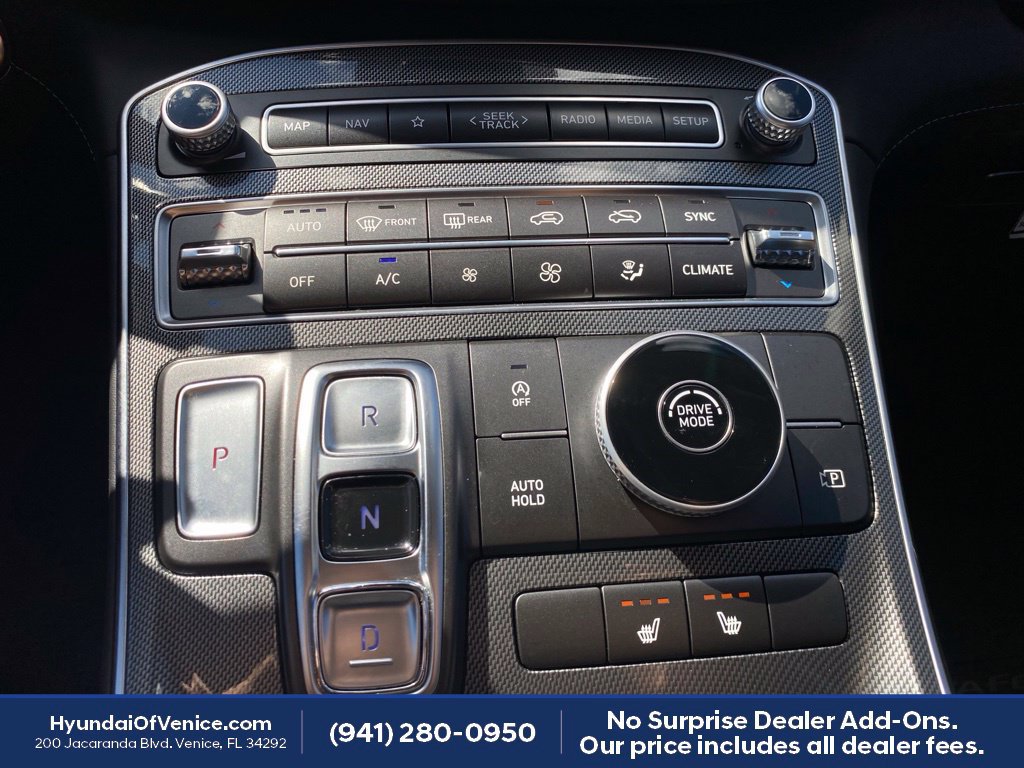 Certified 2023 Hyundai Santa Fe SEL w/ Premium Package FWD image 14