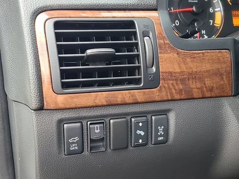 Used 2015 Nissan Armada Platinum AWD/4WD image 15