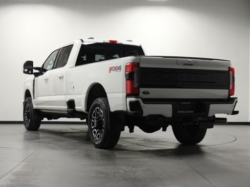 Used 2026 Ford F250 Platinum AWD/4WD image 6