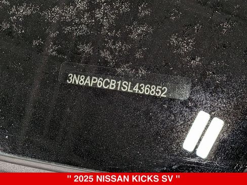 Certified 2025 Nissan Kicks SV w/ SV Premium Package AWD/4WD image 38