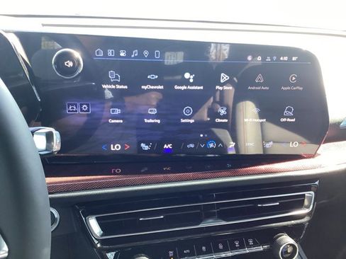 New 2026 Chevrolet Traverse Z71 w/ Driver Confidence Package image 25