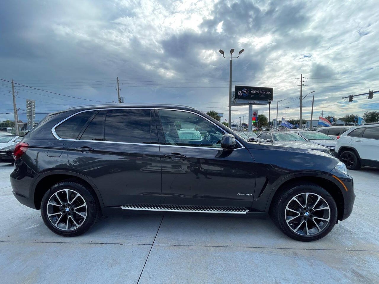 Used 2017 BMW X5 xDrive35i AWD/4WD image 14