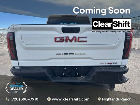 Used 2024 GMC Sierra 2500 AT4X image 5