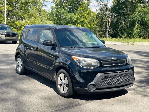 Used 2016 Kia Soul w/ Option Group 020 FWD image 7