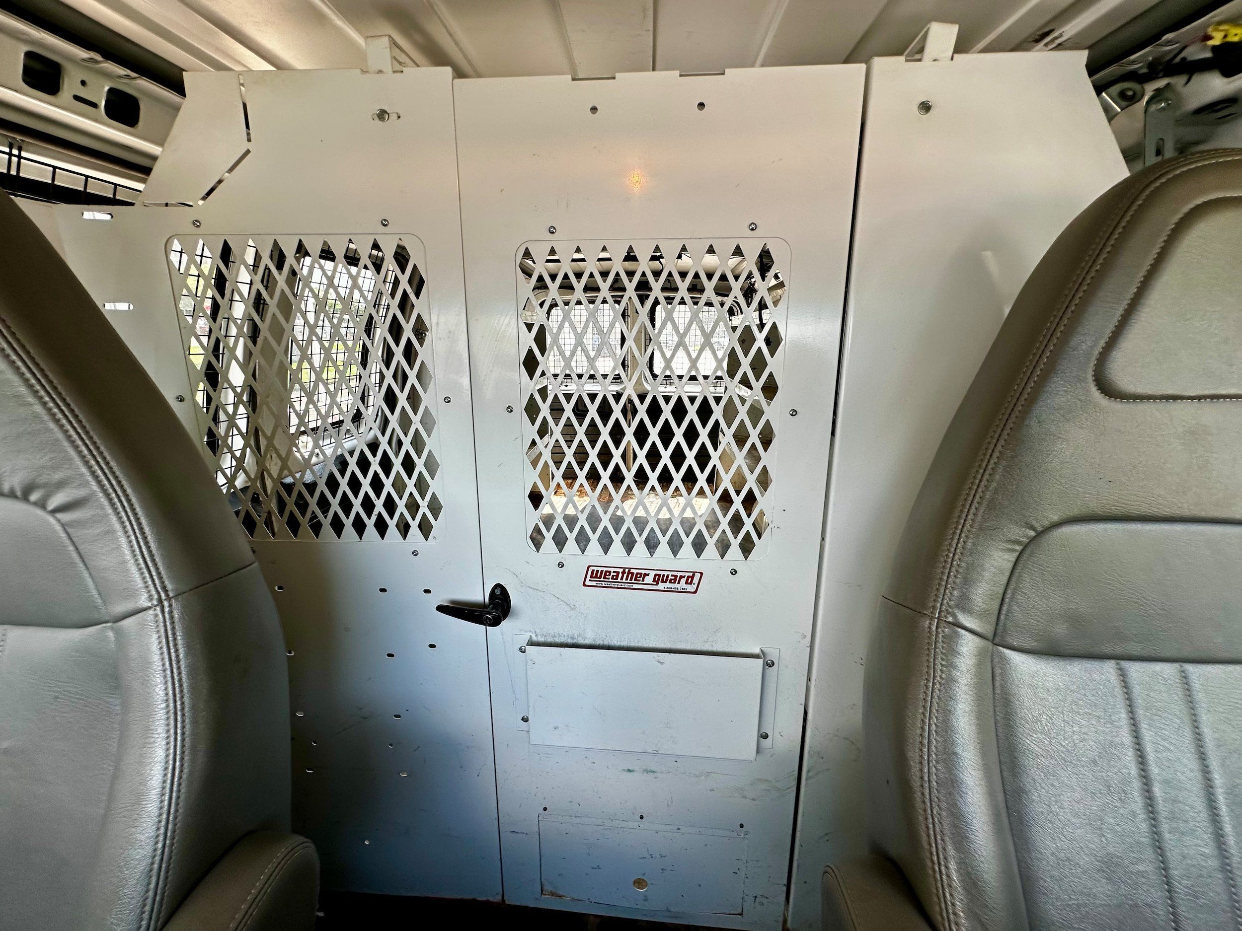 Used 2017 Chevrolet Express 2500 RWD image 19