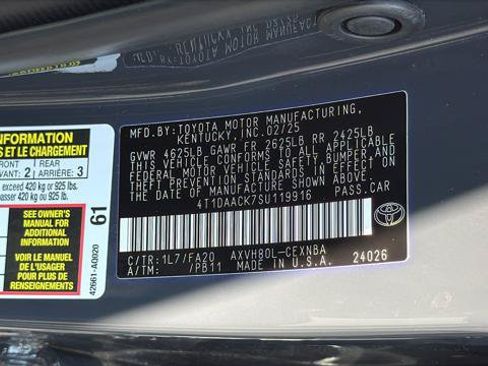 Certified 2025 Toyota Camry LE FWD image 32