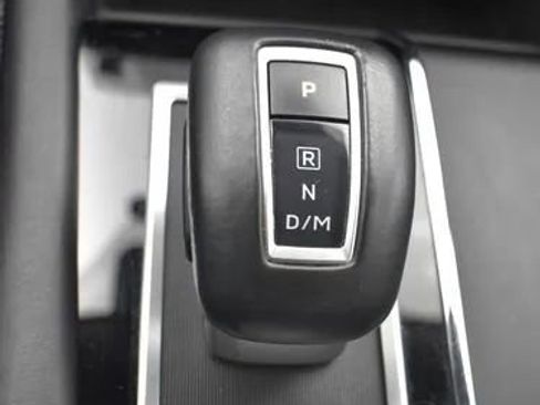 Used 2024 Mitsubishi Outlander FWD image 36