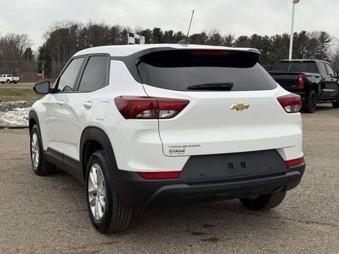 Used 2024 Chevrolet TrailBlazer LS w/ LS Convenience Package image 6