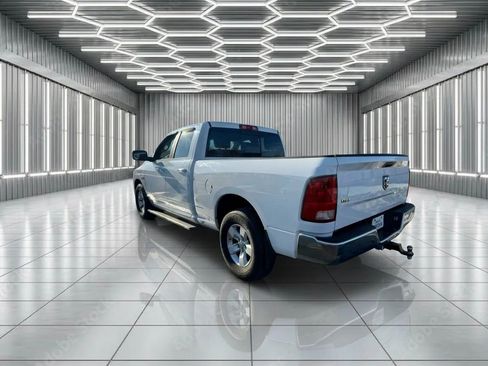 Used 2014 RAM 1500 Classic SLT RWD image 3