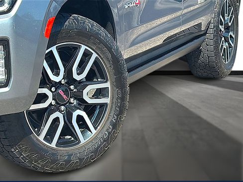 Used 2022 GMC Yukon AT4 w/ Max Trailering Package image 3