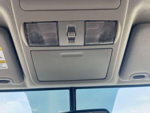Used 2019 Nissan Frontier PRO-4X AWD/4WD image 31