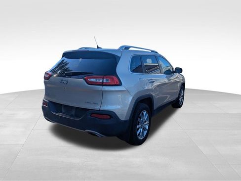 Used 2015 Jeep Cherokee Limited image 7