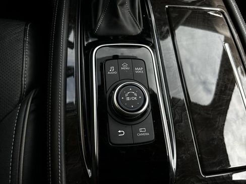 Used 2024 INFINITI QX80 Luxe image 25