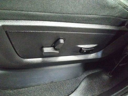 Used 2021 RAM 2500 Big Horn w/ Level 2 Equipment Group image 29