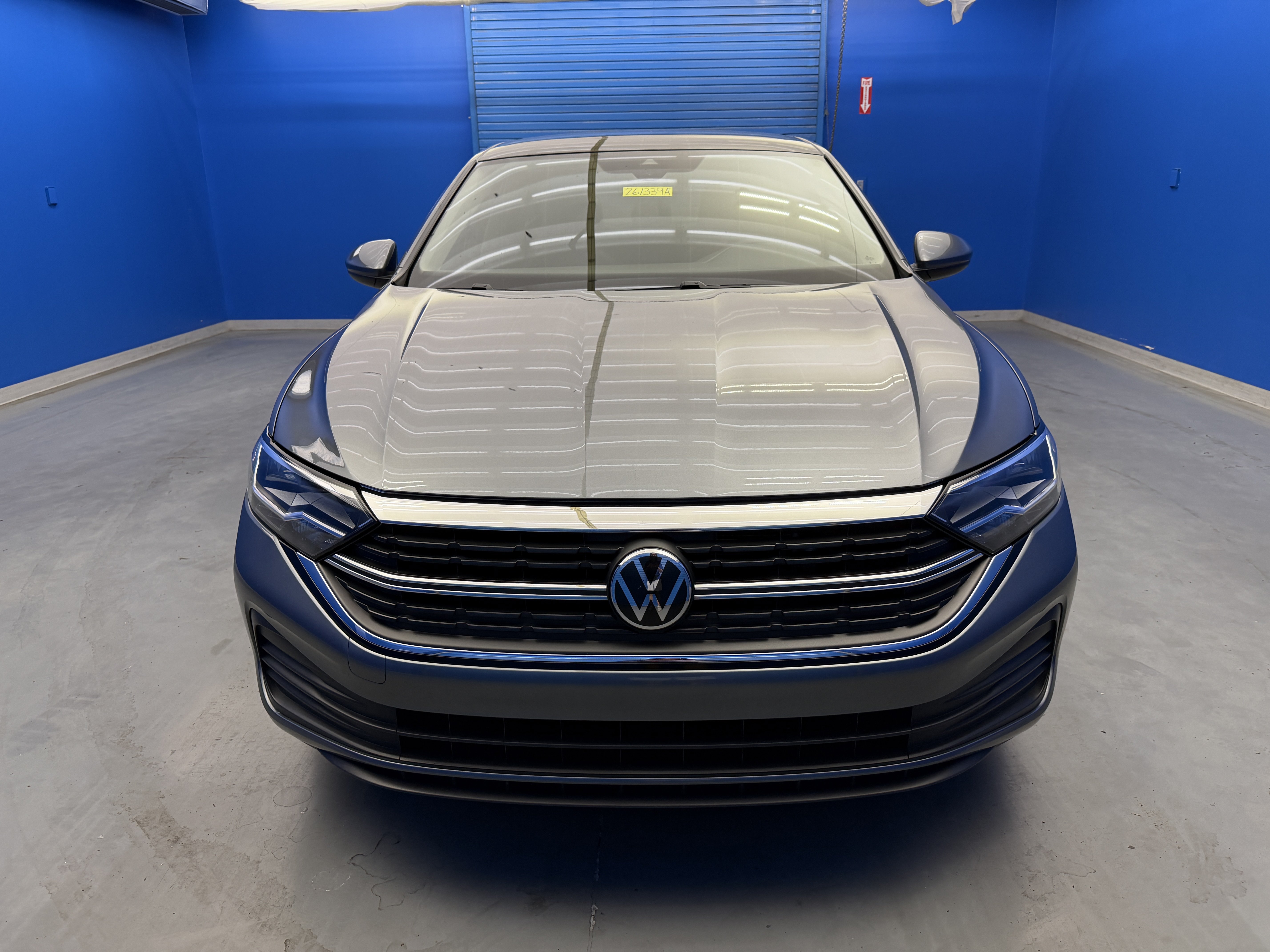 Used 2024 Volkswagen Jetta SE w/ Panoramic Sunroof Package FWD image 3