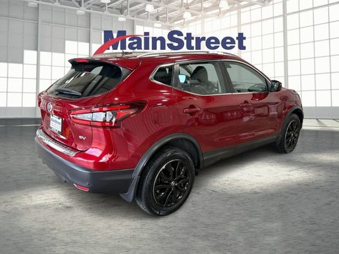 Used 2020 Nissan Rogue Sport SV FWD image 5