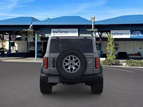 New 2025 Ford Bronco Badlands image 5