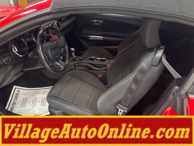 Used 2015 Ford Mustang Convertible RWD image 10