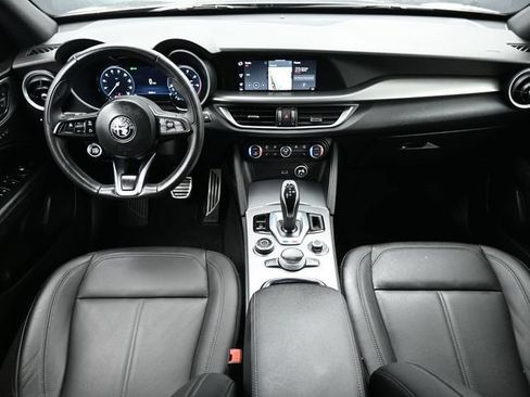 Used 2024 Alfa Romeo Stelvio Ti AWD/4WD image 16