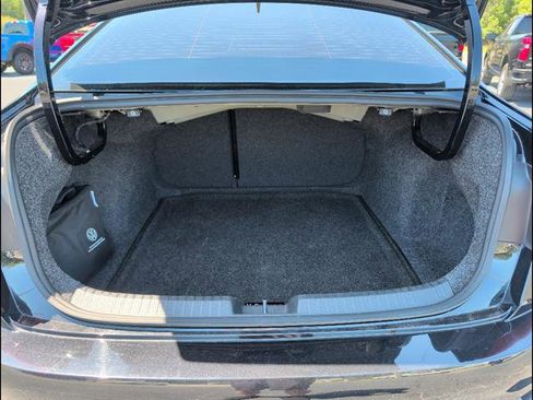 Used 2022 Volkswagen Jetta SE FWD image 10