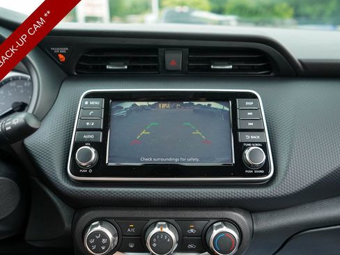 Used 2025 Nissan Kicks Play S FWD image 10