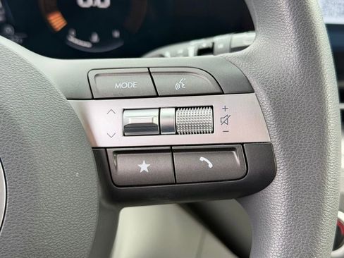 Used 2026 Hyundai Kona SE AWD/4WD image 13