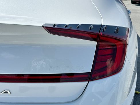 Used 2020 Hyundai Sonata SEL w/ Premium Package FWD image 30