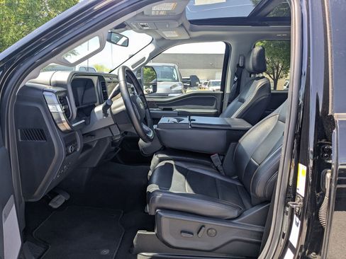 Used 2025 Ford F350 Lariat w/ Camper Package AWD/4WD image 29