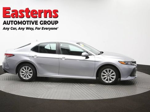 Used 2020 Toyota Camry LE FWD image 43
