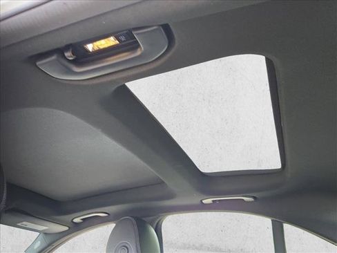 Used 2018 Mercedes-Benz C 300 Sedan image 19